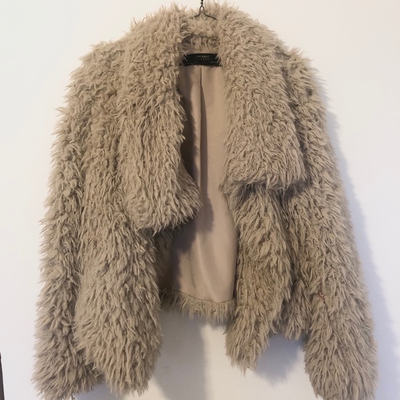 Zara Fur Jacket - Picture 2 of 4